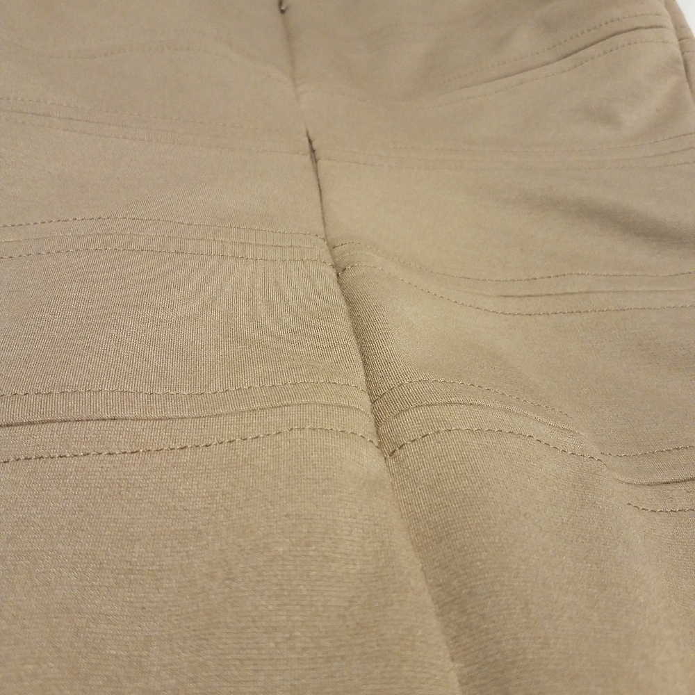 Dress - Picture 10 of 12